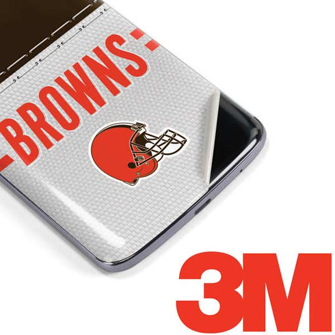 NFL Cleveland Browns White Striped Moto E5 Plus Skin