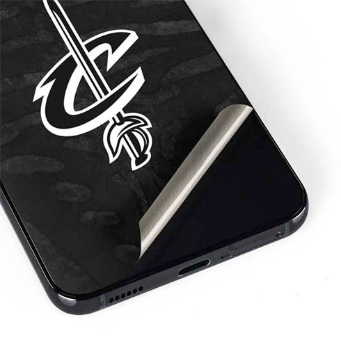 NBA Cleveland Cavaliers Black Animal Print Galaxy S22 Plus Skin