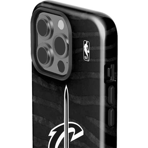 NBA Cleveland Cavaliers Black Animal Print iPhone 15 Pro Impact Case