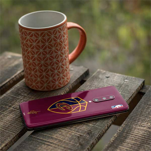 NBA Cleveland Cavaliers Distressed OnePlus 7 Pro Skin