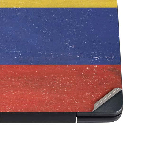 Colombia Flag Distressed Dell Vostro Skin