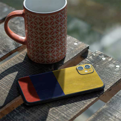 Colombia Flag Distressed iPhone 11 Skin