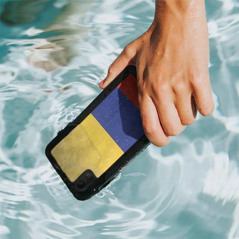 Colombia Flag Distressed iPhone XR Waterproof Case