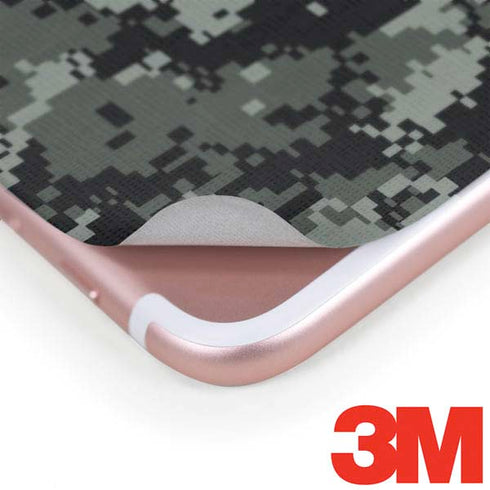 NHL Colorado Avalanche Camo iPhone 8 Plus Skin