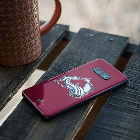NHL Colorado Avalanche Solid Background Galaxy S10e Skin