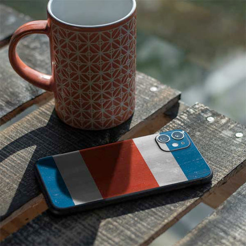 Costa Rican Flag Distressed iPhone 11 Skin