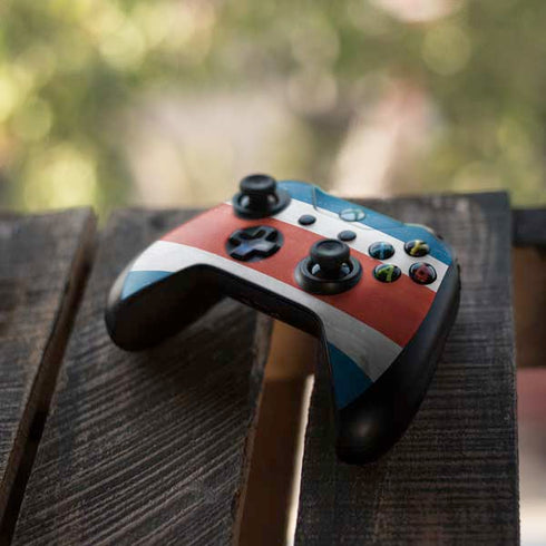 Costa Rican Flag Distressed Xbox One X Controller Skin