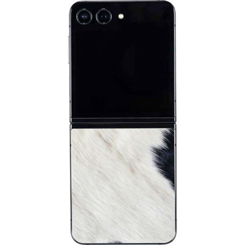 Cow Galaxy Z Flip5 5G Skin