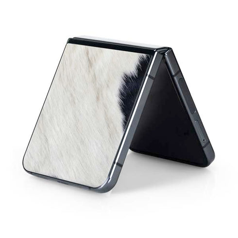 Cow Galaxy Z Flip5 5G Skin