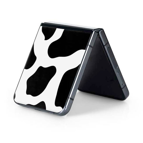 Cow Print Galaxy Z Flip5 5G Skin