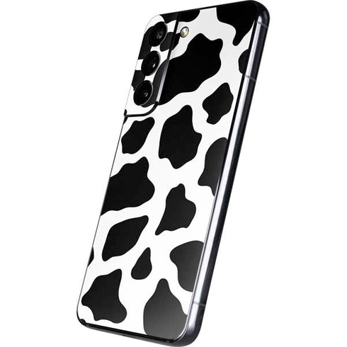 Cow Pattern Animal Print Galaxy S22 Skin