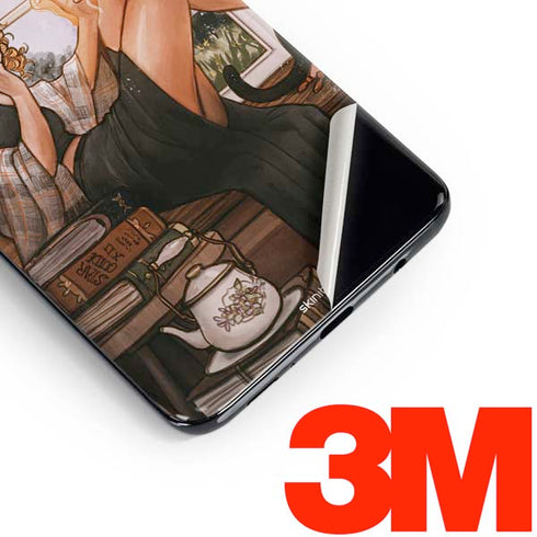 Cozy Autumn Library Witch with Cat and Coffee by Ivy Dolamore Galaxy S10 Plus Skin