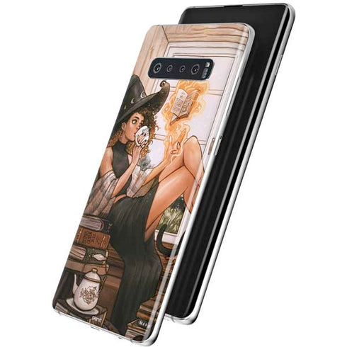 Cozy Autumn Library Witch with Cat and Coffee by Ivy Dolamore Galaxy S10 Skin