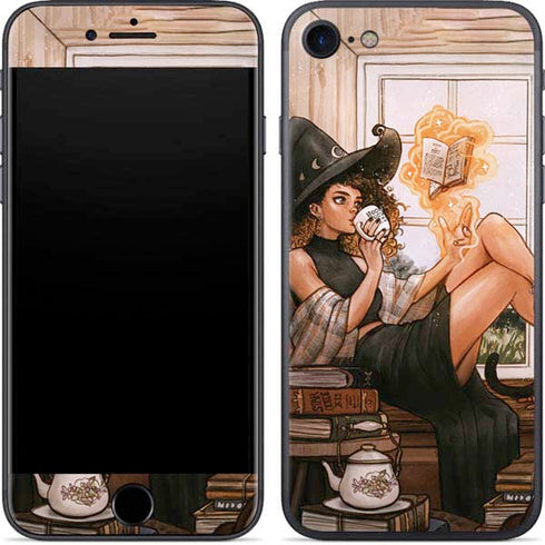 Cozy Autumn Library Witch with Cat and Coffee by Ivy Dolamore iPhone SE (2nd & 3rd Gen) Skin