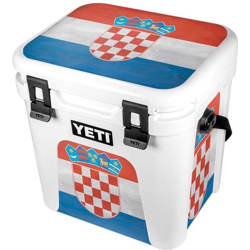 Croatia Flag Distressed YETI Roadie 24 Hard Cooler Skin