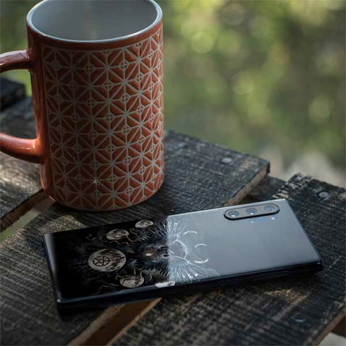 Crow and Moon Phases by Sarah Richter Galaxy Note 10 Plus Skin