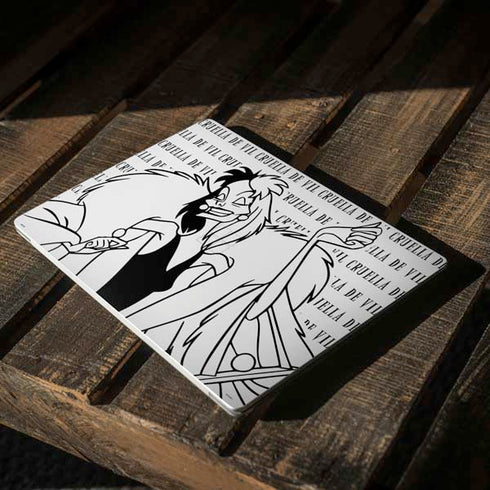 Disney Villains Cruella de Vil Black and White Surface Laptop 3 13.5in Skin