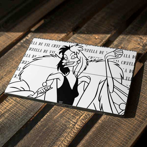 Disney Villains Cruella de Vil Black and White Surface Pro 7 Skin
