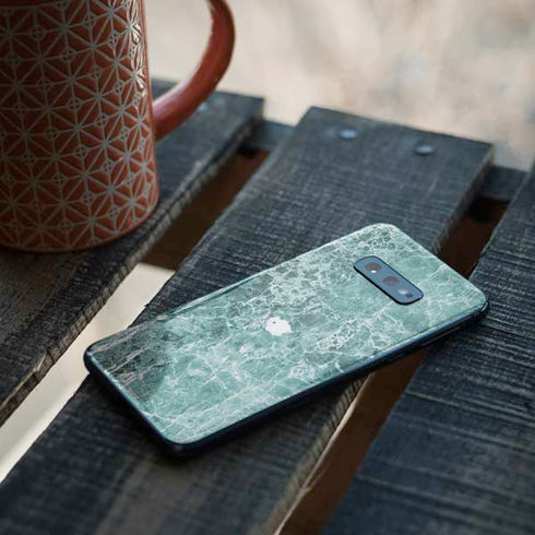 Crushed Turquoise Galaxy S10e Skin