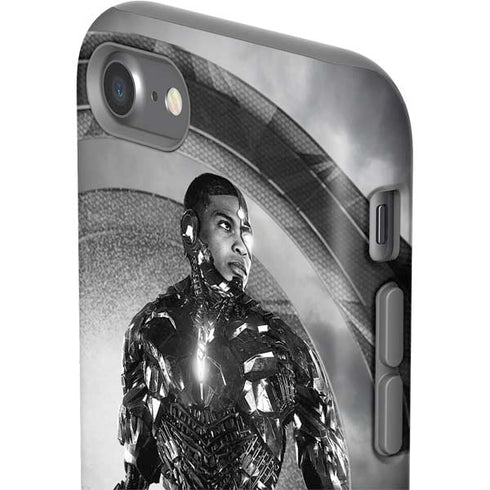 The Justice League (2017) Cyborg Poster iPhone SE (2nd & 3rd Gen) Pro Case