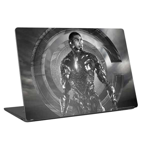 The Justice League (2017) Cyborg Poster Universal Laptop 16.6in (13.4 x 9.7in) Skin