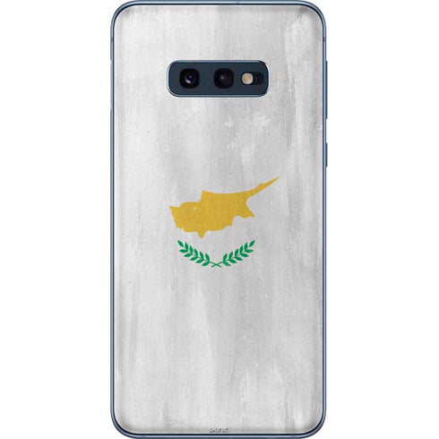 Cyprus Flag Distressed Galaxy S10e Skin