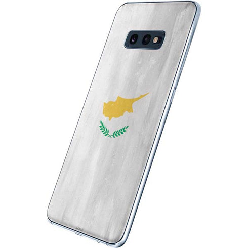 Cyprus Flag Distressed Galaxy S10e Skin