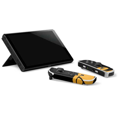 Looney Tunes Daffy Duck Nintendo Switch OLED (2021) Skin