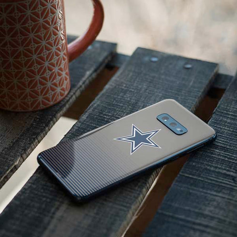 NFL Dallas Cowboys Breakaway Galaxy S10e Skin
