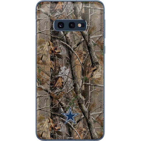 NFL Dallas Cowboys Realtree AP Camo Galaxy S10e Skin