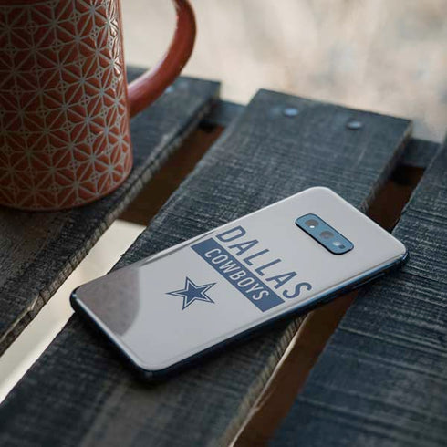 NFL Dallas Cowboys Silver Performance Series Galaxy S10e Skin