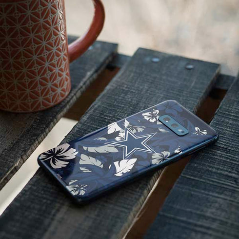 NFL Dallas Cowboys Tropical Print Galaxy S10e Skin