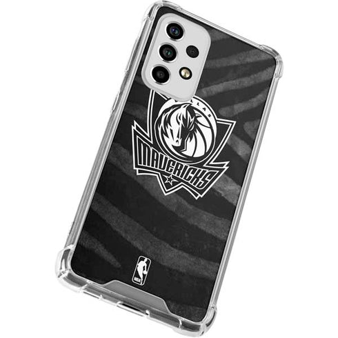 NBA Dallas Mavericks Black Animal Print Galaxy A53 5G Clear Case
