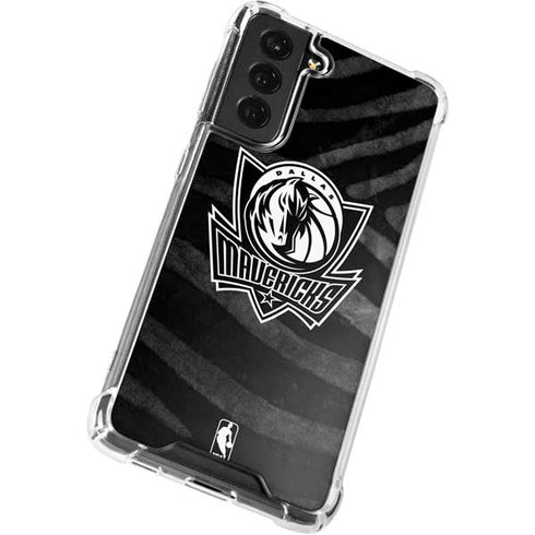 NBA Dallas Mavericks Black Animal Print Galaxy S21 FE Clear Case