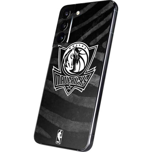NBA Dallas Mavericks Black Animal Print Galaxy S22 Plus Skin