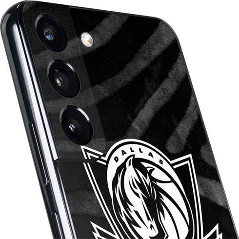NBA Dallas Mavericks Black Animal Print Galaxy S22 Plus Skin