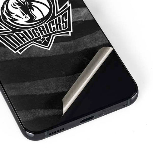 NBA Dallas Mavericks Black Animal Print Galaxy S22 Plus Skin