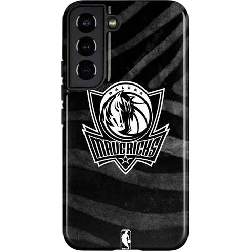 NBA Dallas Mavericks Black Animal Print Galaxy S22 Pro Case