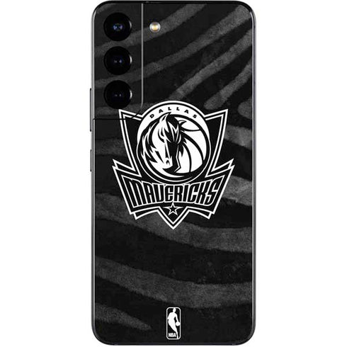 NBA Dallas Mavericks Black Animal Print Galaxy S22 Skin