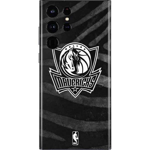 NBA Dallas Mavericks Black Animal Print Galaxy S22 Ultra Skin