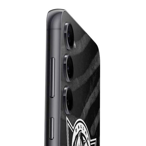 NBA Dallas Mavericks Black Animal Print Galaxy S23 Plus Skin