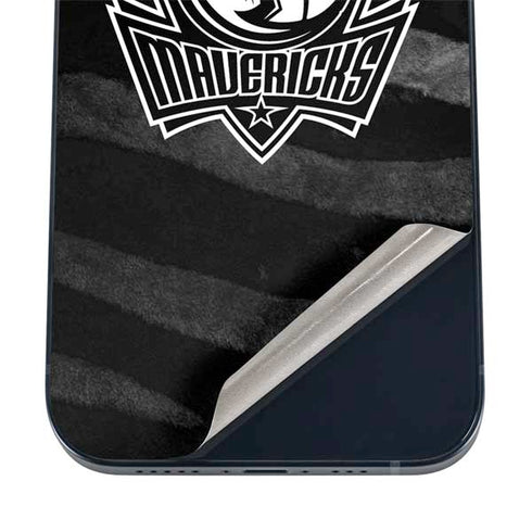 NBA Dallas Mavericks Black Animal Print iPhone 12 Skin