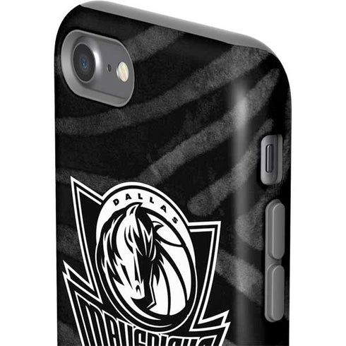 NBA Dallas Mavericks Black Animal Print iPhone SE (2nd & 3rd Gen) Pro Case
