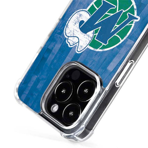 NBA Dallas Mavericks Hardwood Classics iPhone 14 Pro Max MagSafe Case