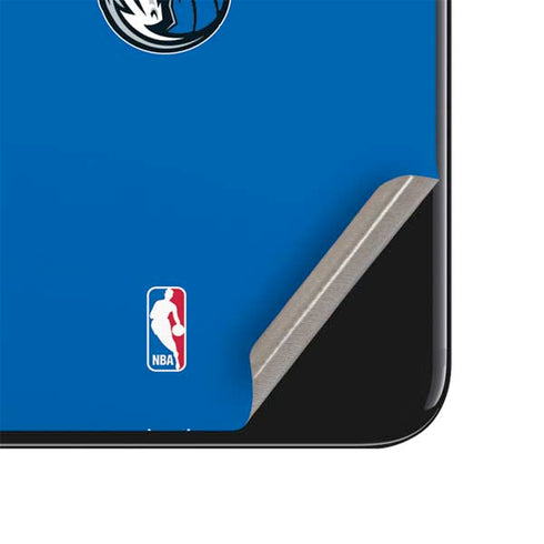 NBA Dallas Mavericks Standard - Light Blue iPhone SE (2nd & 3rd Gen) Skin