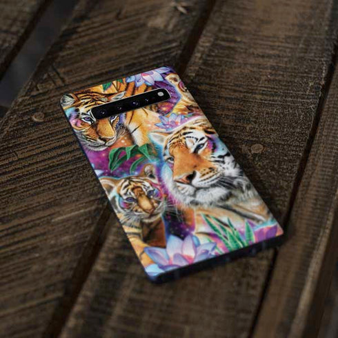 Daydream Galaxy Tigers by Sheena Pike Galaxy S10 Skin