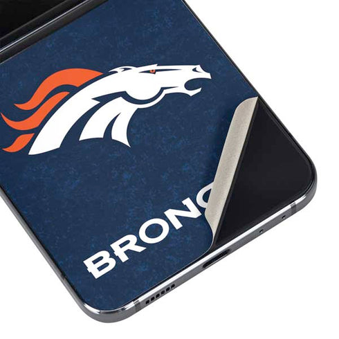 NFL Denver Broncos - Distressed Galaxy Z Flip5 5G Skin