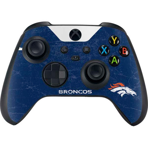 NFL Denver Broncos - Distressed Xbox Series X Bundle Skin