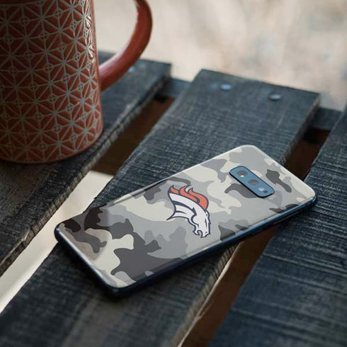 NFL Denver Broncos Camo Galaxy S10e Skin