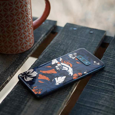 NFL Denver Broncos Tropical Print Galaxy S10e Skin